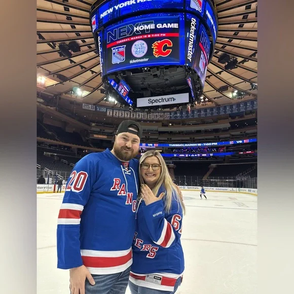 Engagement Photos ๐๐โจ 3.16.25 - Picture 2 of 3